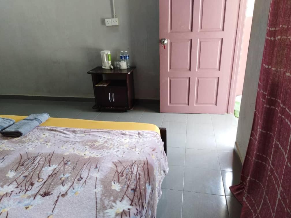 Kampung Guest House Pantai Cenang  Eksteriør bilde