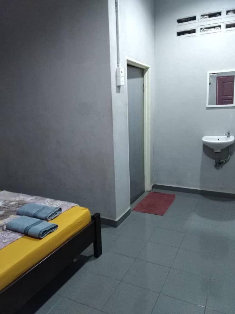 Kampung Guest House Pantai Cenang  Eksteriør bilde